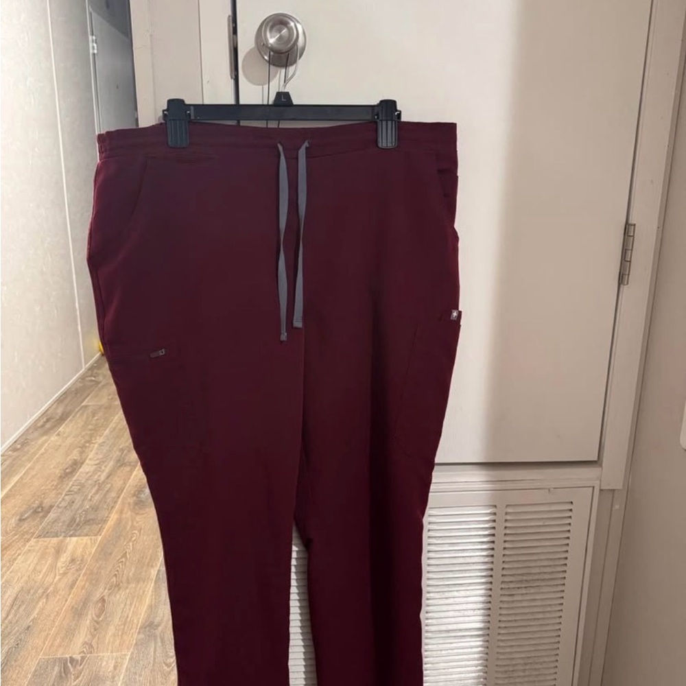Figs Wine Drawstring Joggers
